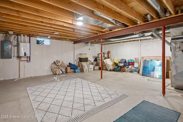 11304 Carousel, Grand Ledge, MI 48837