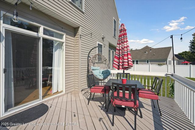 11304 Carousel, Grand Ledge, MI 48837