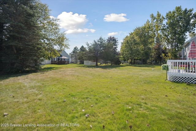 11304 Carousel, Grand Ledge, MI 48837