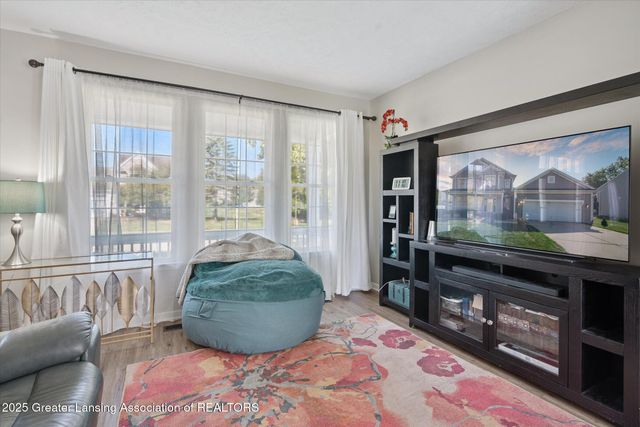 11304 Carousel, Grand Ledge, MI 48837