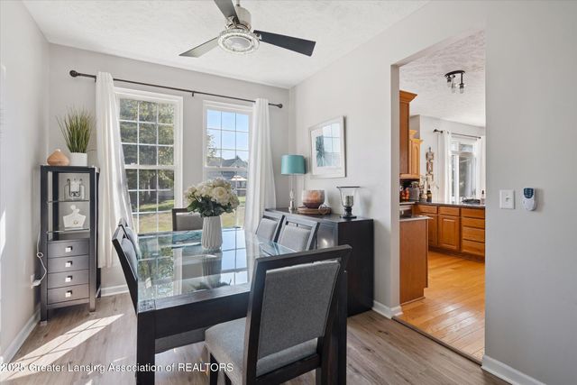 11304 Carousel, Grand Ledge, MI 48837