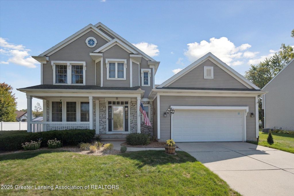 11304 Carousel, Grand Ledge, MI 48837