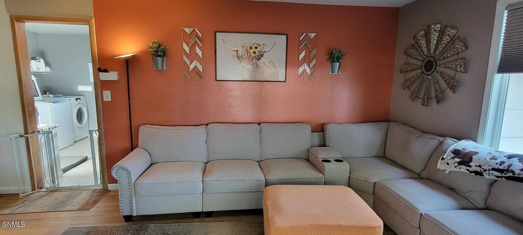 418 3rd Avenue E, Gackle, ND 58442 photo 9