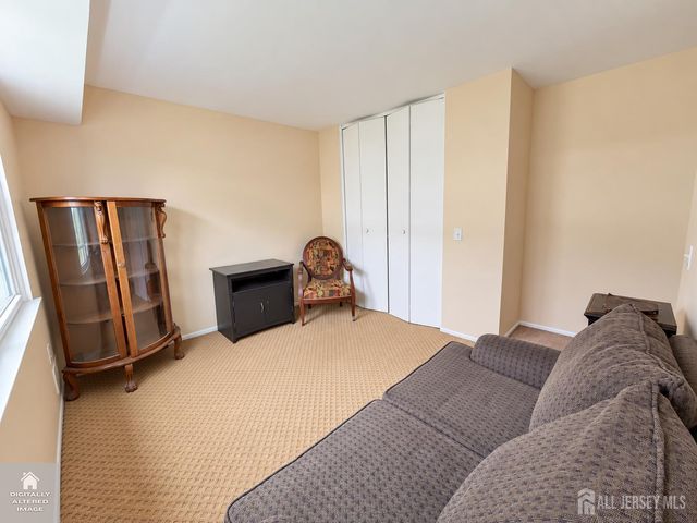 2 Texas Court 449, Old Bridge, NJ 07747