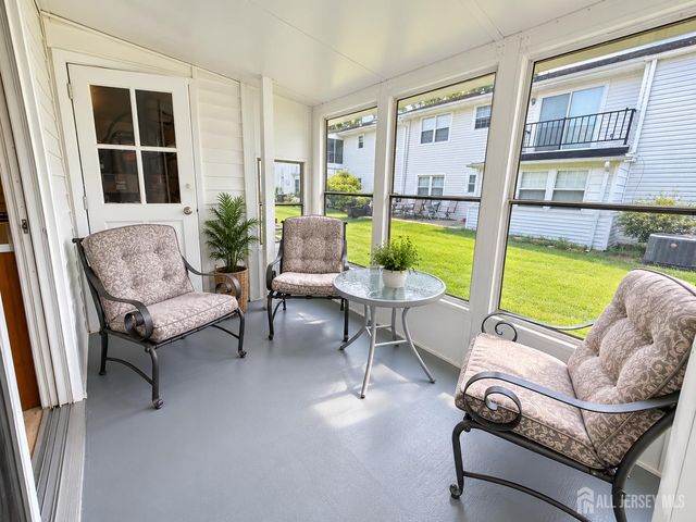 2 Texas Court 449, Old Bridge, NJ 07747