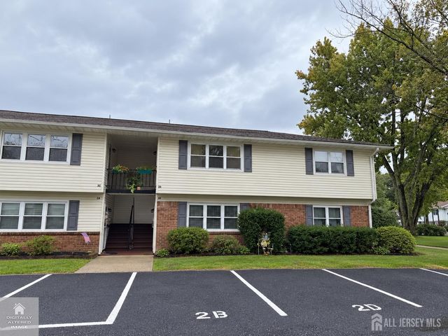 2 Texas Court 449, Old Bridge, NJ 07747
