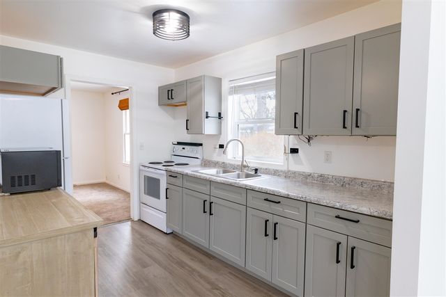 339 N Marshall Avenue, Marshall, MI 49068