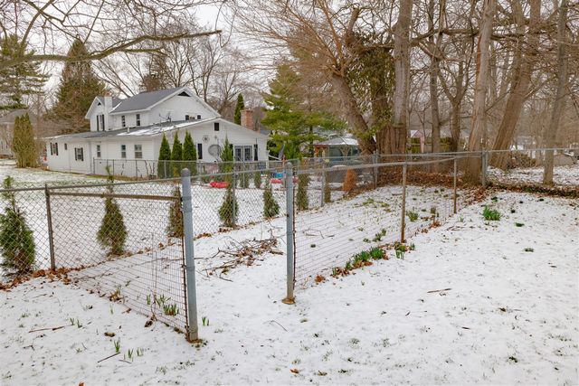 339 N Marshall Avenue, Marshall, MI 49068