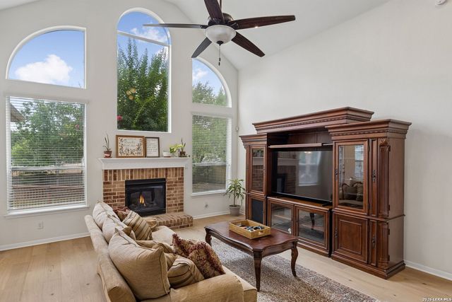 8918 Los Sonoma Rio, Helotes, TX 78023