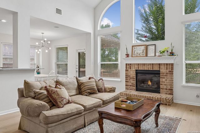 8918 Los Sonoma Rio, Helotes, TX 78023