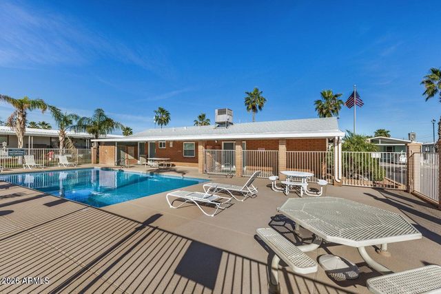 2131 E UNION HILLS Drive M6, Phoenix, AZ 85024