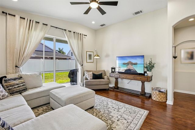4907 58TH TERRACE E, Bradenton, FL 34203