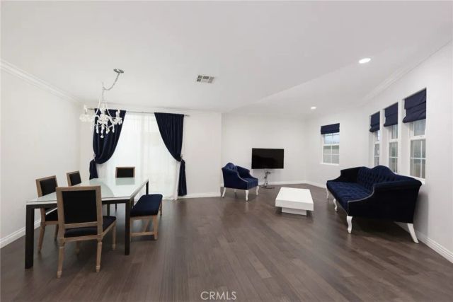 2743 Montrose Avenue 110, Montrose, CA 91020