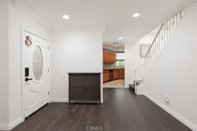 2743 Montrose Avenue 110, Montrose, CA 91020
