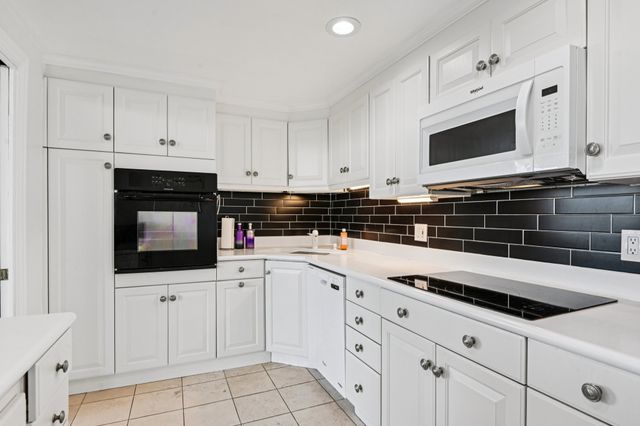 6211 W Northwest Highway 2306, Dallas, TX 75225