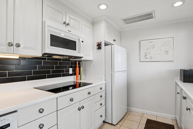 6211 W Northwest Highway 2306, Dallas, TX 75225