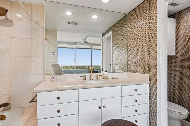 6211 W Northwest Highway 2306, Dallas, TX 75225