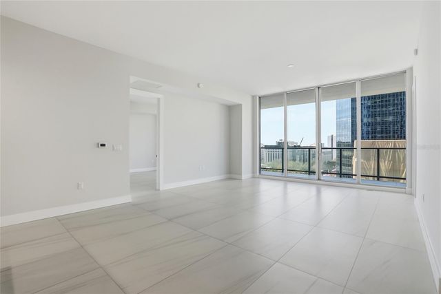 275 1ST AVE S 1008, St Petersburg, FL 33701