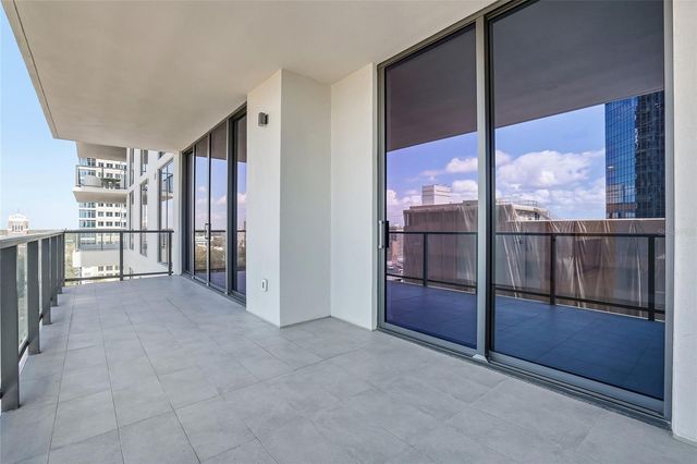 275 1ST AVE S 1008, St Petersburg, FL 33701