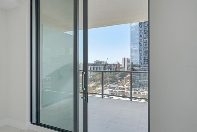 275 1ST AVE S 1008, St Petersburg, FL 33701