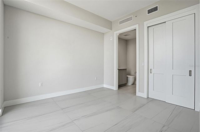 275 1ST AVE S 1008, St Petersburg, FL 33701