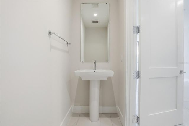 275 1ST AVE S 1008, St Petersburg, FL 33701