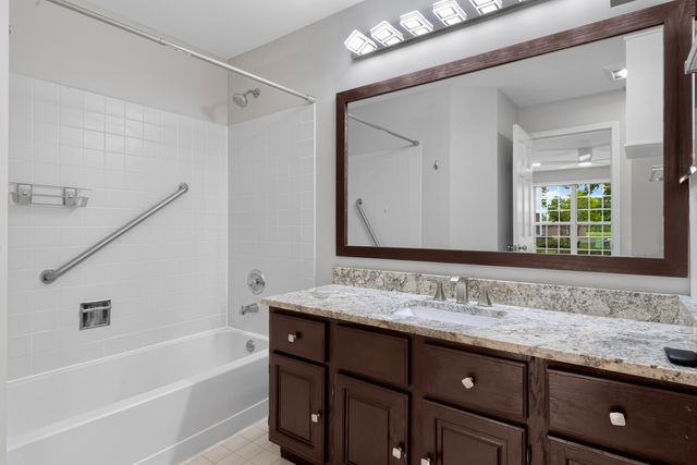 924 Ann Arbor Lane 0, Vernon Hills, IL 60061