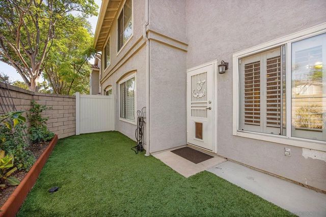 395 Whispering Willow Dr. D, Santee, CA 92071