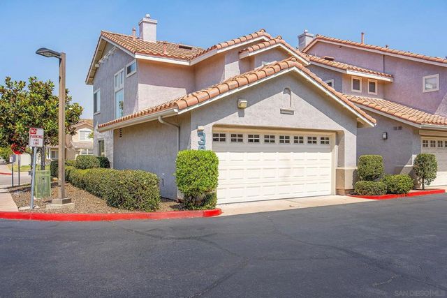 395 Whispering Willow Dr. D, Santee, CA 92071