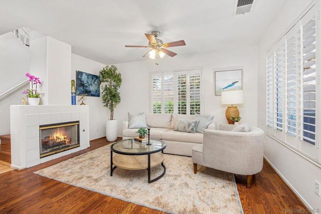 395 Whispering Willow Dr. D, Santee, CA 92071