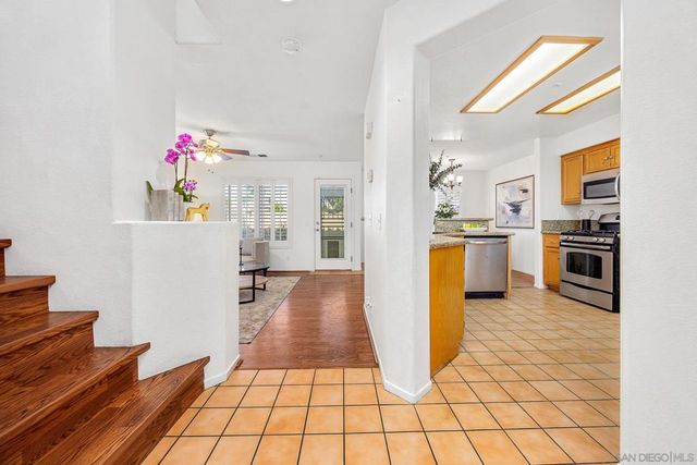 395 Whispering Willow Dr. D, Santee, CA 92071