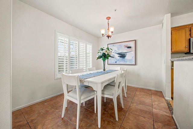 395 Whispering Willow Dr. D, Santee, CA 92071