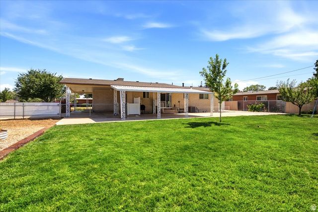 2028 W 5125 S, Roy, UT 84067