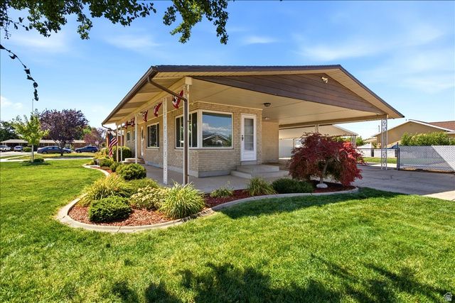 2028 W 5125 S, Roy, UT 84067