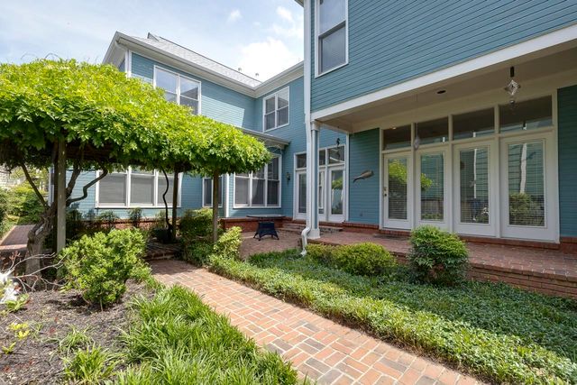 128 HARBOR TOWN BLVD, Memphis, TN 38103