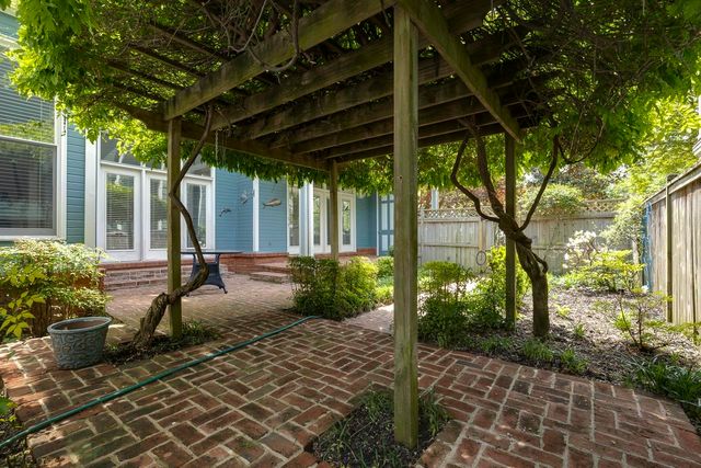 128 HARBOR TOWN BLVD, Memphis, TN 38103