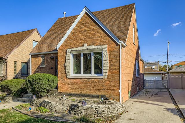 5637 S Natoma Avenue, Chicago, IL 60638