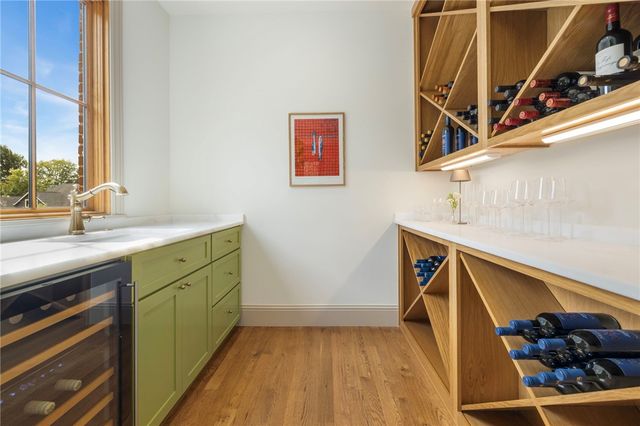 300 NW 5th Street, Bentonville, AR 72712