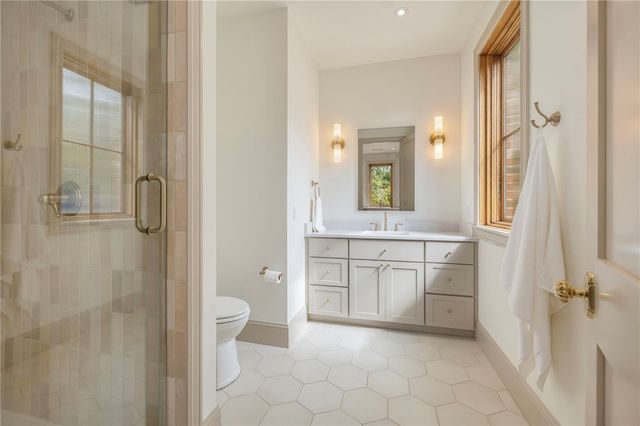 300 NW 5th Street, Bentonville, AR 72712