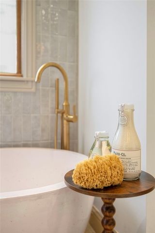 300 NW 5th Street, Bentonville, AR 72712