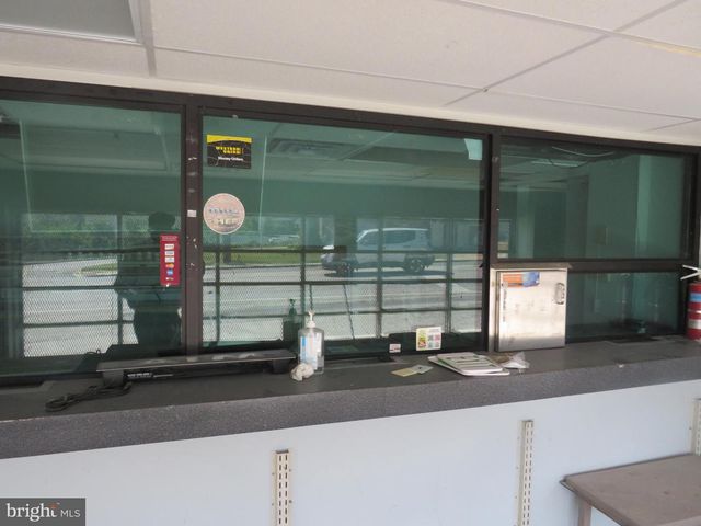 4526 WASHINGTON BLVD, Halethorpe, MD 21227