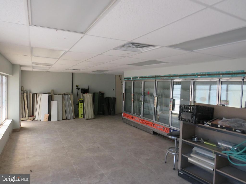 4526 WASHINGTON BLVD, Halethorpe, MD 21227