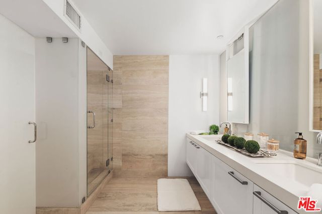 1133 5th Street 204, Santa Monica, CA 90403