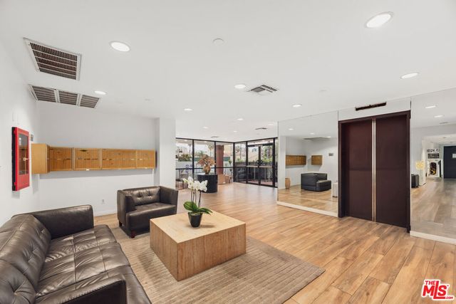 1133 5th Street 204, Santa Monica, CA 90403