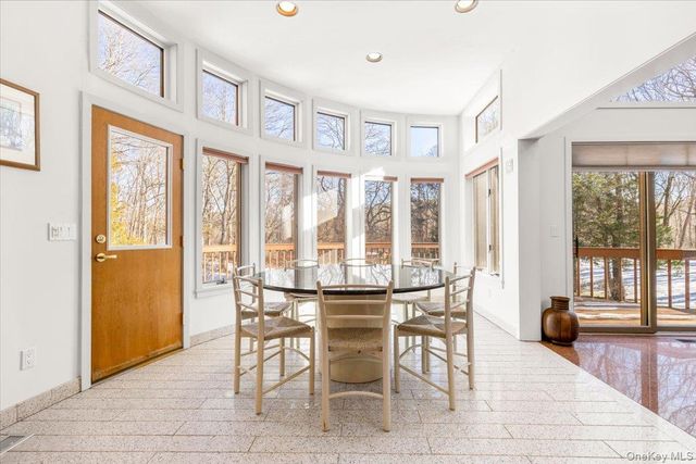 29 Captain Theale Road, Bedford, NY 10506