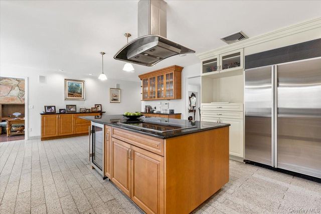 29 Captain Theale Road, Bedford, NY 10506