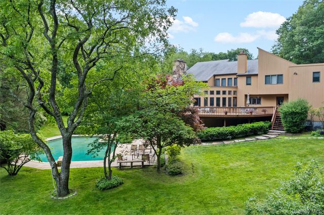 29 Captain Theale Road, Bedford, NY 10506