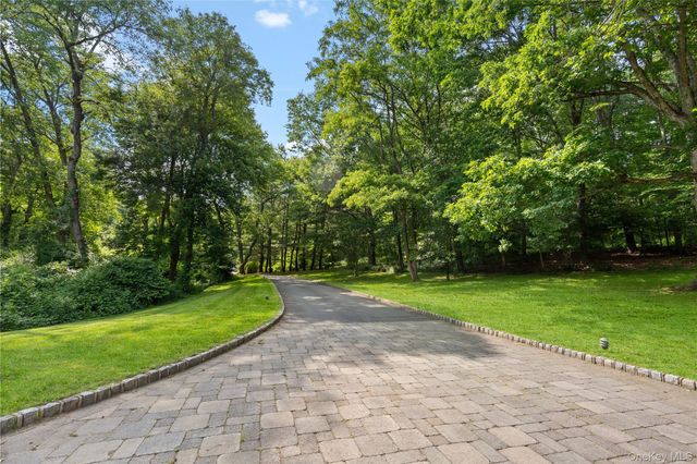 29 Captain Theale Road, Bedford, NY 10506