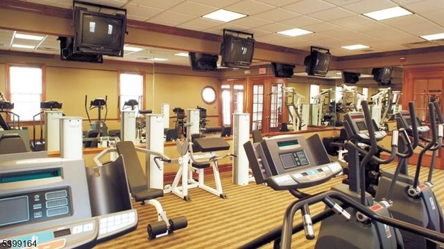 24 Sundance Way, Lopatcong Twp., NJ 08865