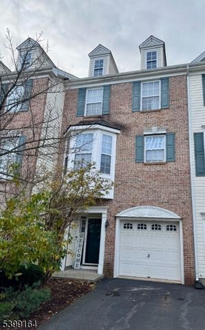 24 Sundance Way, Lopatcong Twp., NJ 08865